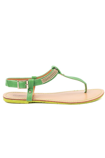 des sandales chaussons ze dorém zdobieniem 2