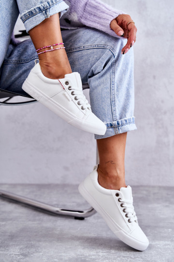 Baskets basses en cuir pour femmes Big Star KK274005 de couleur blanche