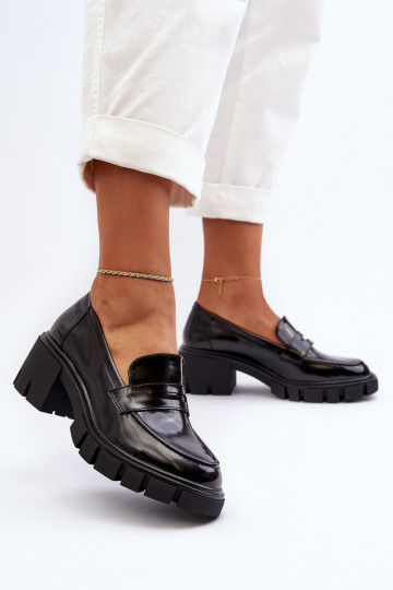 Mocassins pour femmes sur talons épais Big Star NN274055 de couleur noire