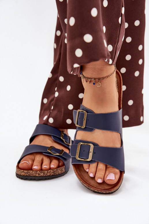 Féminin Chaussons avec une plateforme avec boucles bleu foncé Vesina Féminin Chaussons avec une plateforme avec boucles bleu foncé Vesina
