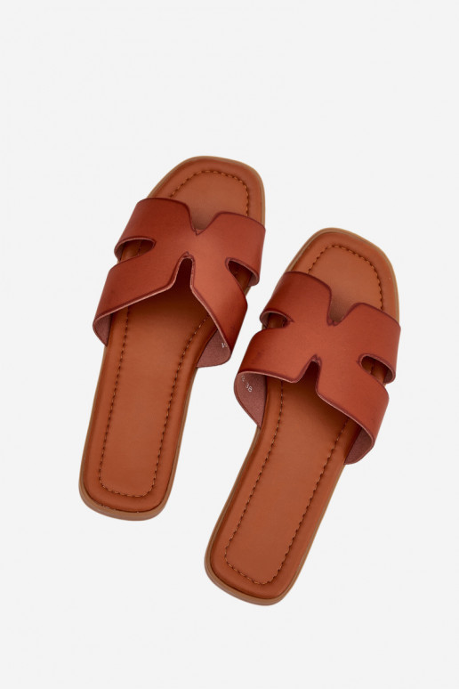 Chaussons Appartement pour femmes Avec découpes marron Salyra Chaussons Appartement pour femmes Avec découpes marron Salyra