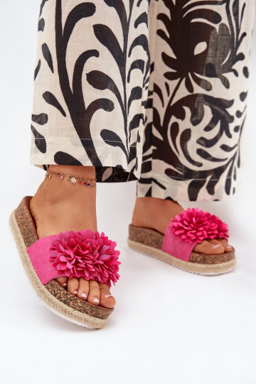 Pantoufles pour femmes avec une plateforme Avec des décorationsi avec des motifs florauxkami couleur rose Tessara 2