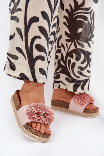 Pantoufles pour femmes avec une plateforme Avec des décorationsi avec des motifs florauxkami couleur rose Tessara 2