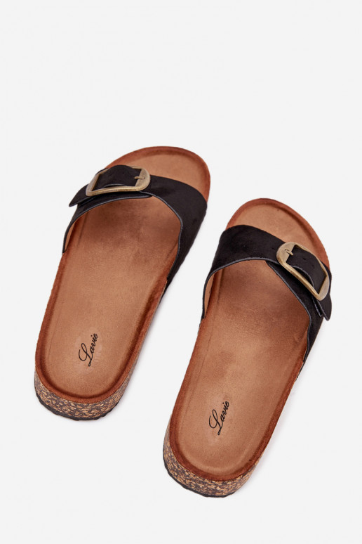 Pantoufles pour femmes avec boucles avec une plateforme couleur noire Zavira Pantoufles pour femmes avec boucles avec une plateforme couleur noire Zavira