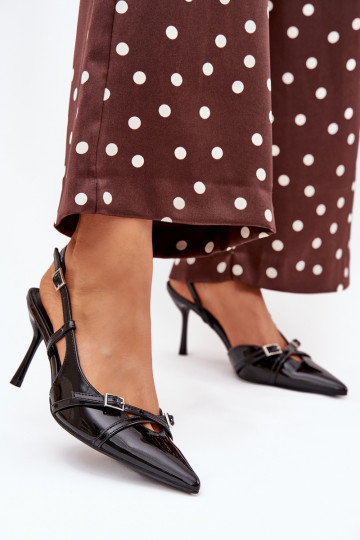 Chaussures noires laquées avec talon ouvert et brides Ravira
