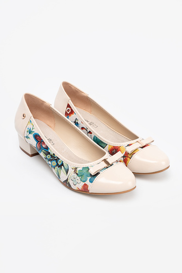 Chaussures à talons hauts z egzotycznym Àzorem