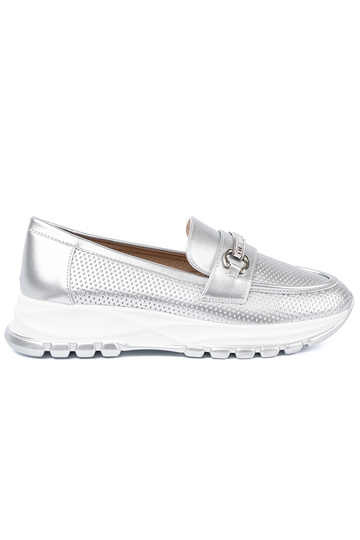 couleur argent mocassins z dekoracyjnym dorém elementem 2