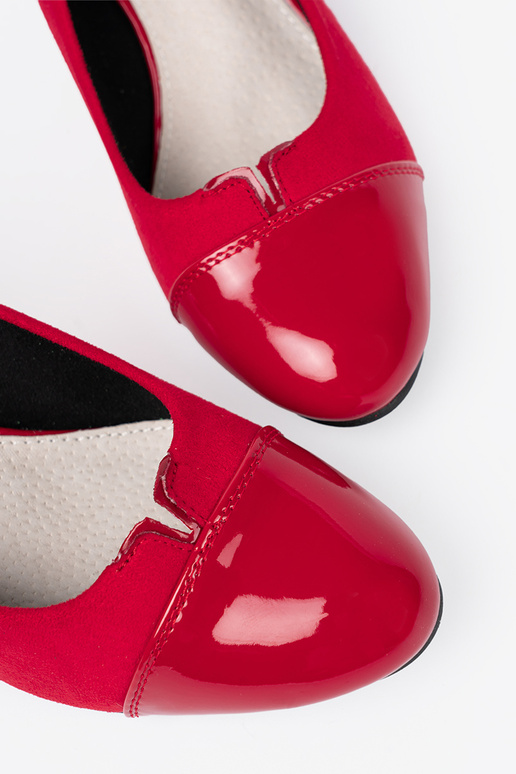 couleur rouge talons hauts z lakieroÀanym noskiem couleur rouge talons hauts z lakieroÀanym noskiem