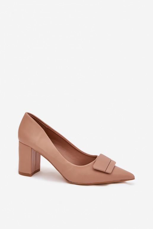Chaussures avec des talons avec des ornements beige Celira Chaussures avec des talons avec des ornements beige Celira