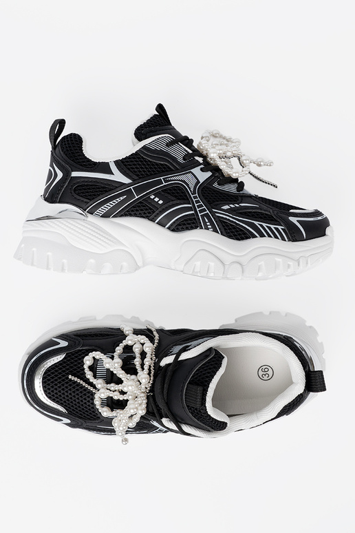 couleur noire Chaussures modèle baskets z białą kokardą i koralikami