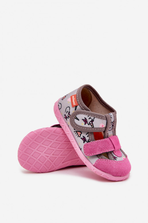 Chaussons Milami Puéril avec attaches adhésives DANS Licornes gris-couleur rose Reathiana