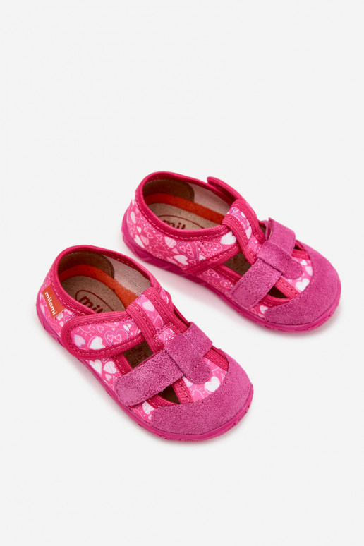 Chaussons Milami Puéril avec attaches adhésives avec des coeurs couleur rose Reathiana