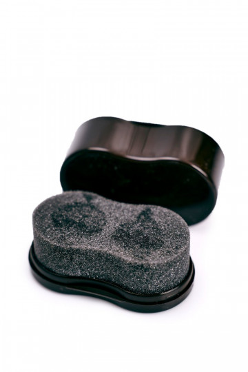 Coccine Une grande éponge à cirage 2