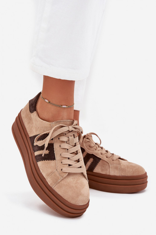 Chaussures modèle baskets Féminin avec une plateformeActivéturalnego en daimu beige Eldira