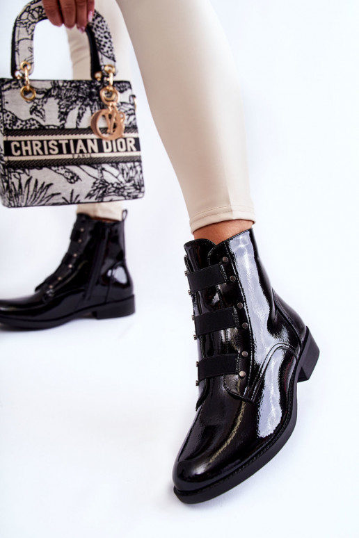 avec effet vernis réchauffer Bottes avec des talons larges couleur noire Geira avec effet vernis réchauffer Bottes avec des talons larges couleur noire Geira