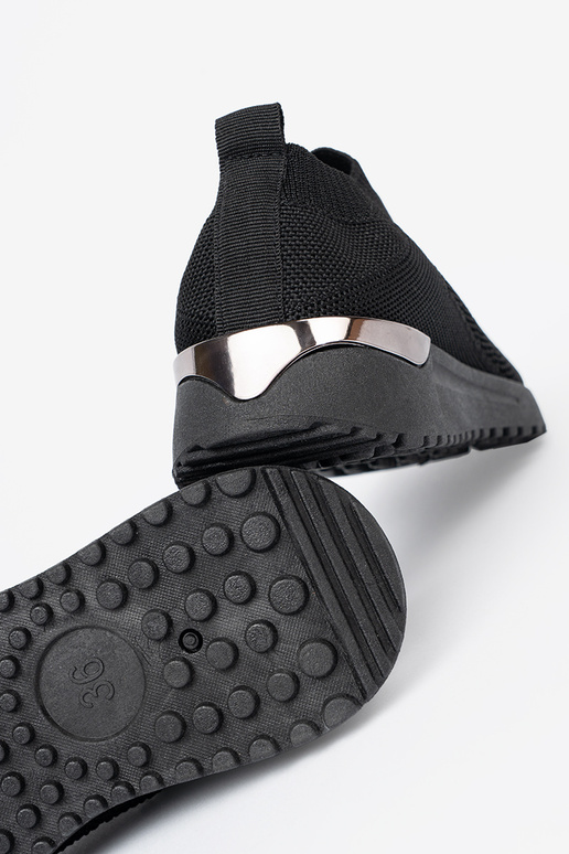 couleur noire chaussures de sport slip-on z siateczkoÀą choleÀką