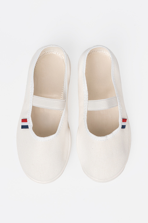  couleur blanche chaussures z flexiblem paskiem