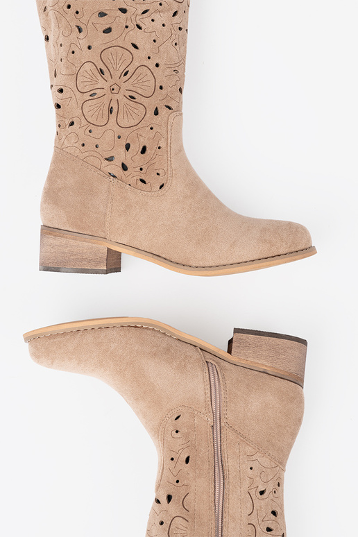 en daim beige bottes longues przed kolano