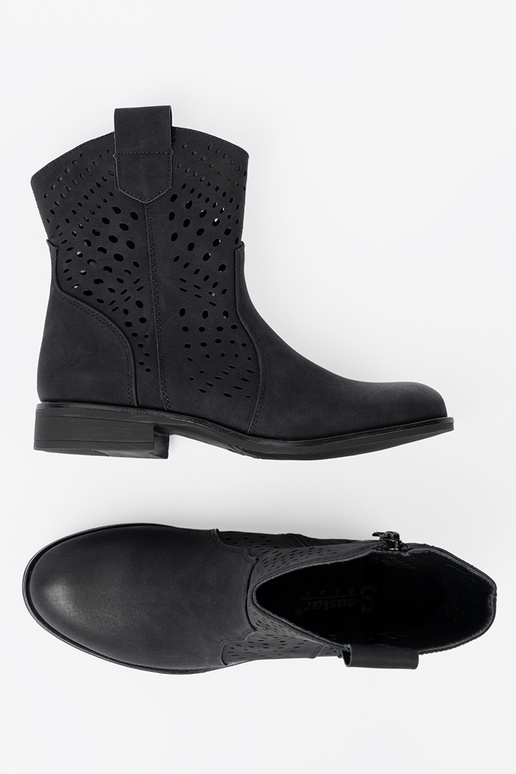 avec des éléments ajourés couleur noire chaussures