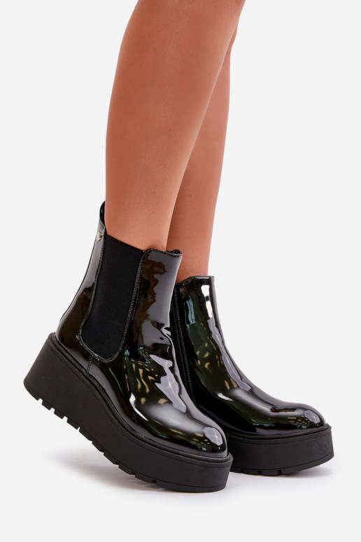 avec effet vernis Bottes pour femmes avec une plateforme I Koturnie réchauffer couleur noire DANSloedia