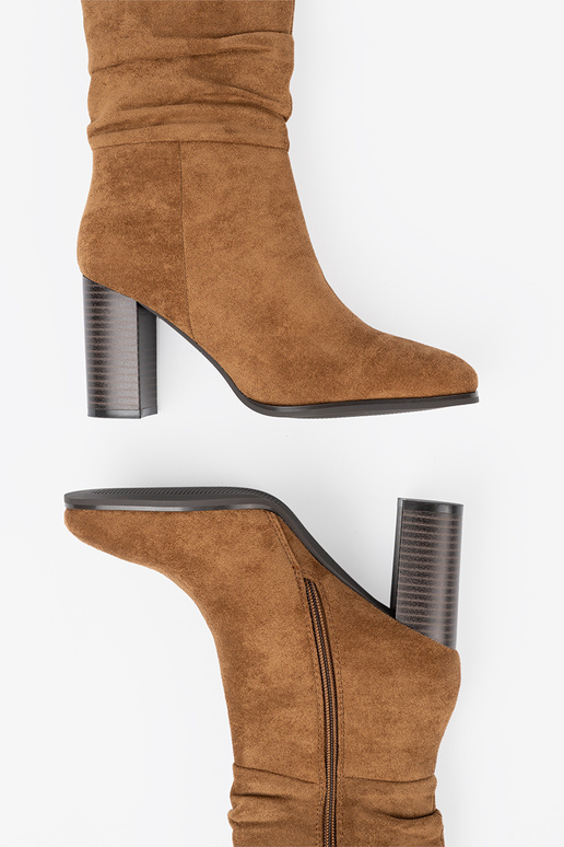 couleur caramel chaussures avec un haut à volants i obcasem