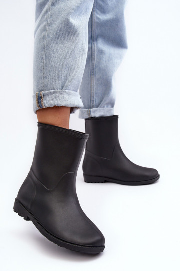 Modèle classique Féminin Un modèle convaincant Bottes en caoutchouc couleur noire Solihia