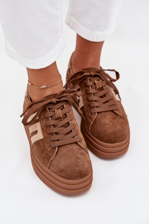 Chaussures modèle baskets Féminin avec une plateformeActivéturalnego en daimu marron Eldira