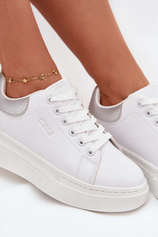 Chaussures modèle baskets Féminin avec une plateforme Big Star SS274245 Blanc-couleur argent