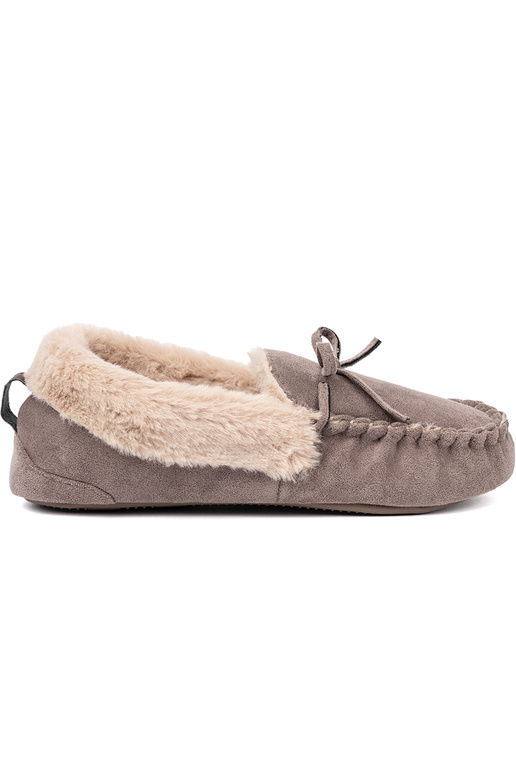 beige kapcie avec un arc i puszystym Ànętrzem typu mocassins