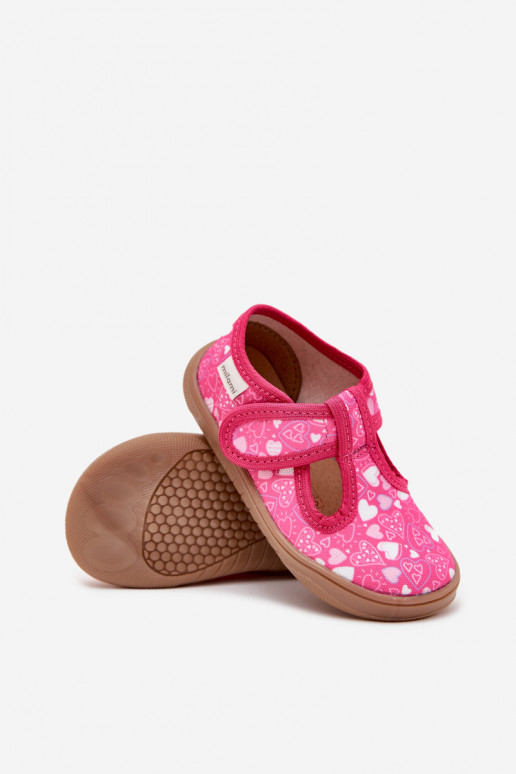 Chaussons Barefoot Puéril avec des coeurs avec attaches adhésives Milami couleur rose Talirae