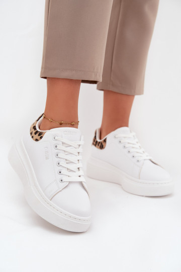 Baskets blanches pour femmes style sneakers avec plateforme Big Star SS274247 et motifs de fourrure léopard 2