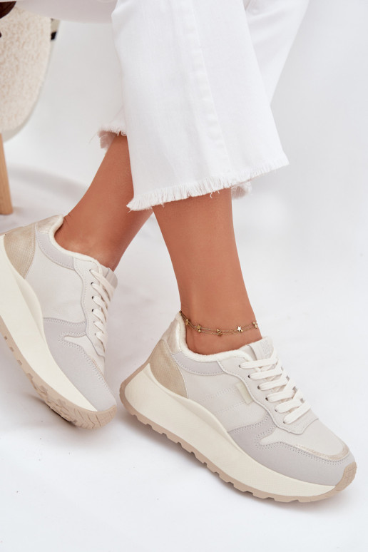 réchauffer Chaussures modèle baskets Féminin avec une plateforme Big Star SS274008 HI-POLY SYSTEM couleur ivoire