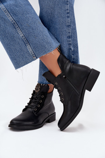 Bottes basses femmes à talons larges et détails ornés, doublées, noires Cylira