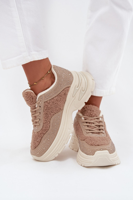 Chaussures modèle baskets Féminin avec des yeux qui clignotent et un manteau de fourrure Typu Baranek beige Zarika