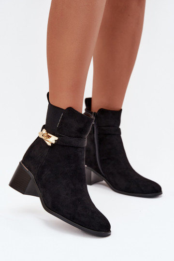 Bottines doublées pour femmes avec détails dorés couleur noire Sarona