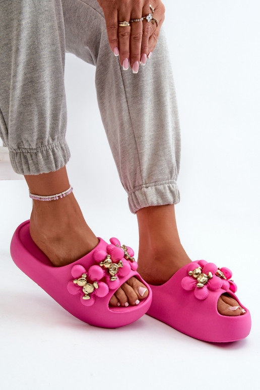 Chaussons Femme Chaussons légers avec de beaux détails à semelle massive en rose Bremavia