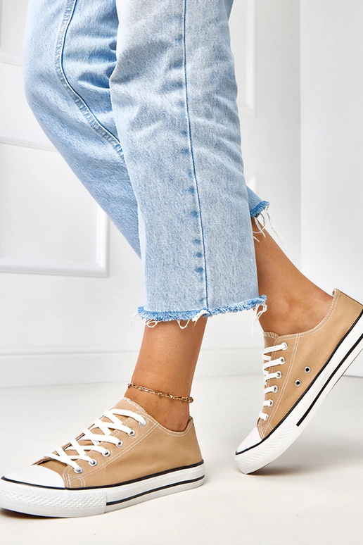 Baskets classiques marron pour femmes... Baskets classiques marron pour femmes...