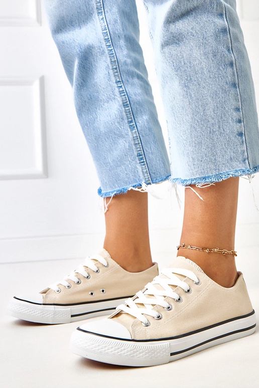 Baskets classiques beiges pour femmes... Baskets classiques beiges pour femmes...
