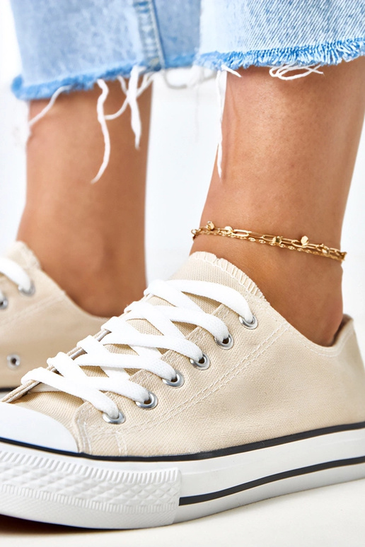 Baskets classiques beiges pour femmes... Baskets classiques beiges pour femmes...