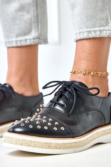 Bottines noires pour femmes avec clous Kamira