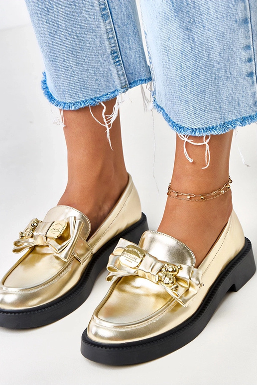 Mocassins dorés avec ruban et ourson...