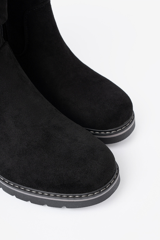 Bottes pour femmes couleur noire z ozdobnym marszczeniem