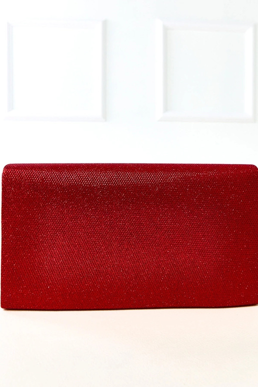 Petit sac en forme d'enveloppe rouge...