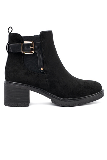 couleur noire chaussures avec boucles sur un talon stable 2