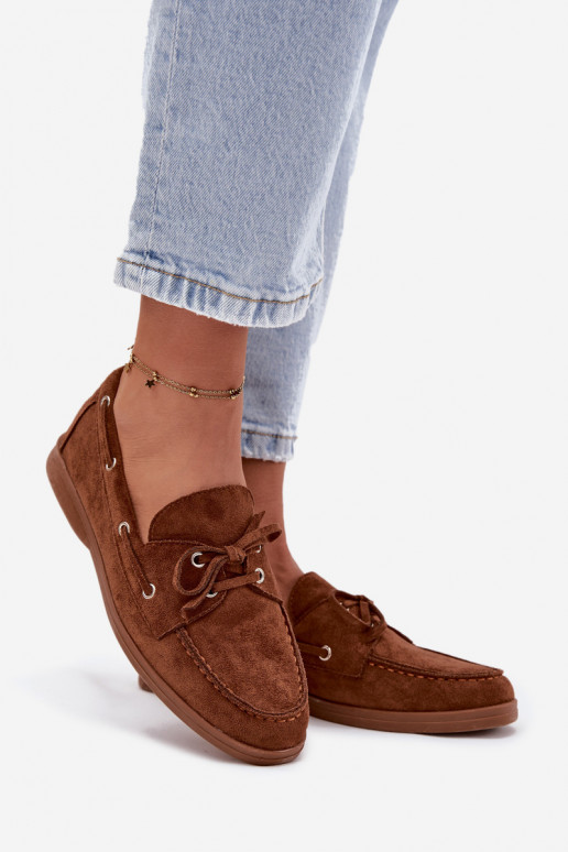 chaussures mocassins pour femmes avec des détails élégants marron Calivra