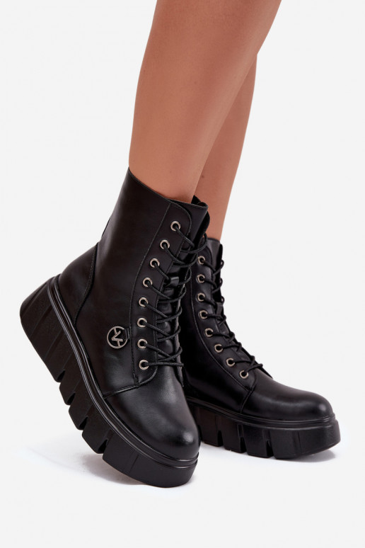 Bottines de travail Féminin avec une plateforme réchauffer Vinceza 58588 couleur noire