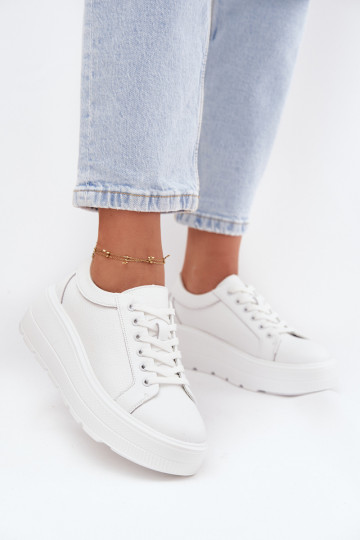 Peau Chaussures modèle baskets avec une plateforme couleur blanche Sylvessa 2