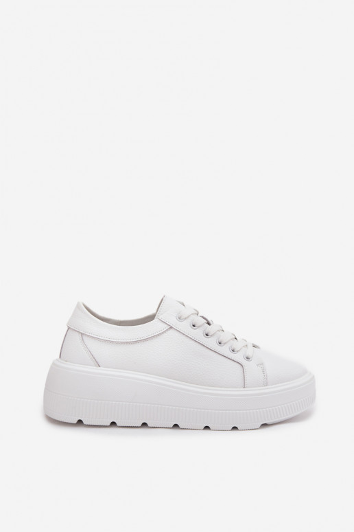 Peau Chaussures modèle baskets avec une plateforme couleur blanche Sylvessa Peau Chaussures modèle baskets avec une plateforme couleur blanche Sylvessa