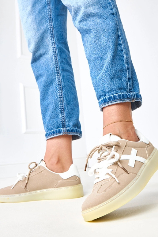 Baskets brunes avec plateforme et... Baskets brunes avec plateforme et...