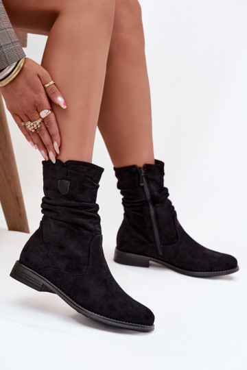 réchauffer Bottes pour femmes Avec un haut frisé avec des talons larges couleur noire Krisia